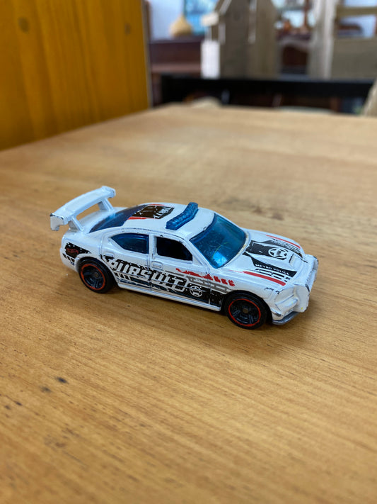 2018 Hot Wheels Loose White Dodge Charger Drift Police Pursuit