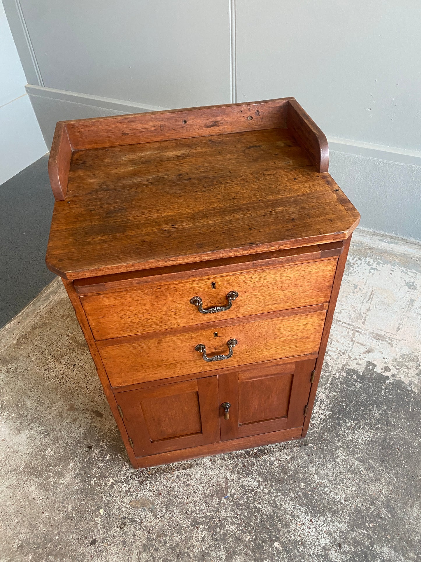 Antique Oak Drinks Cabinet