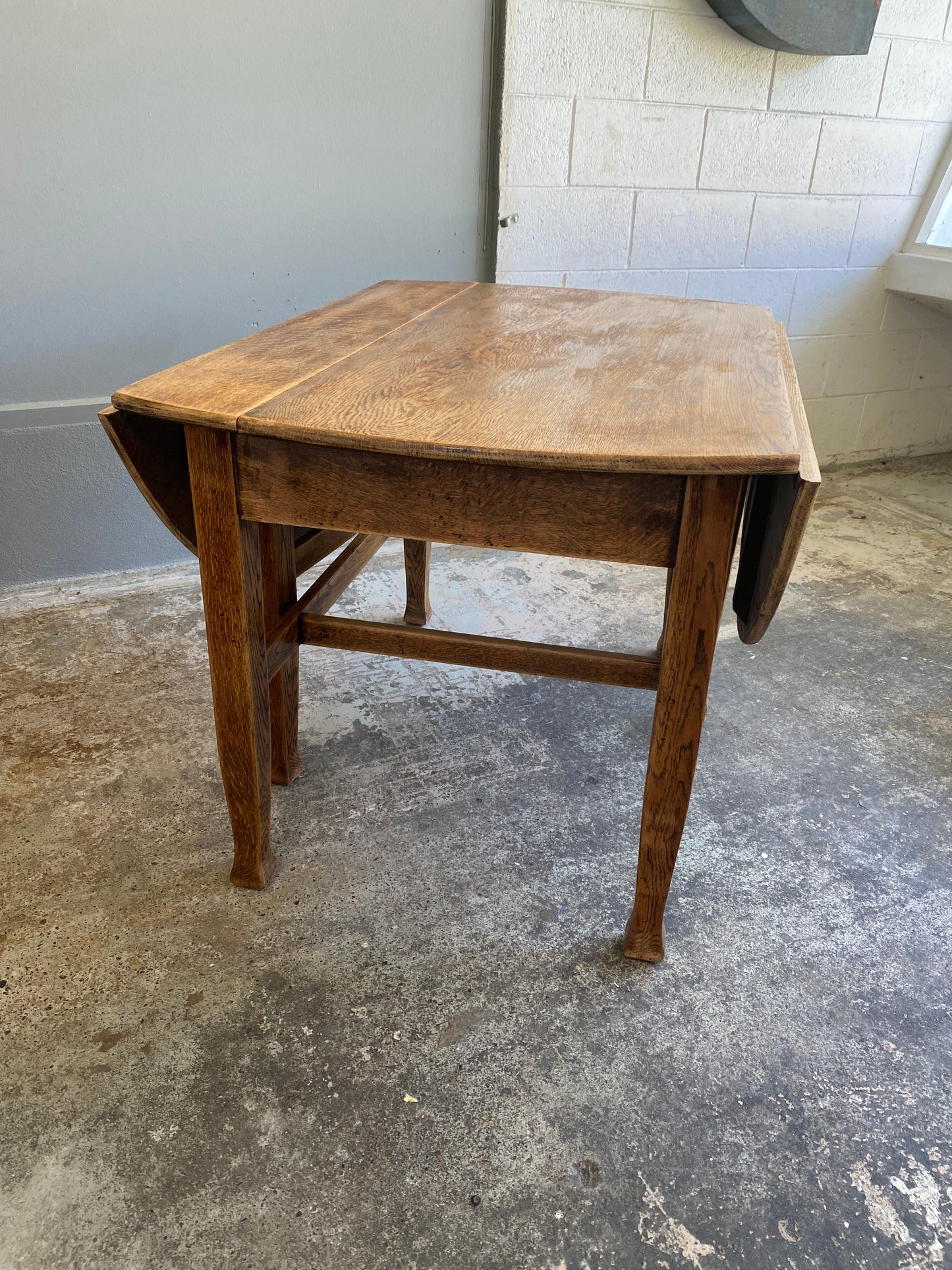 Arts & Crafts Solid Oak Drop Leaf Dining Table