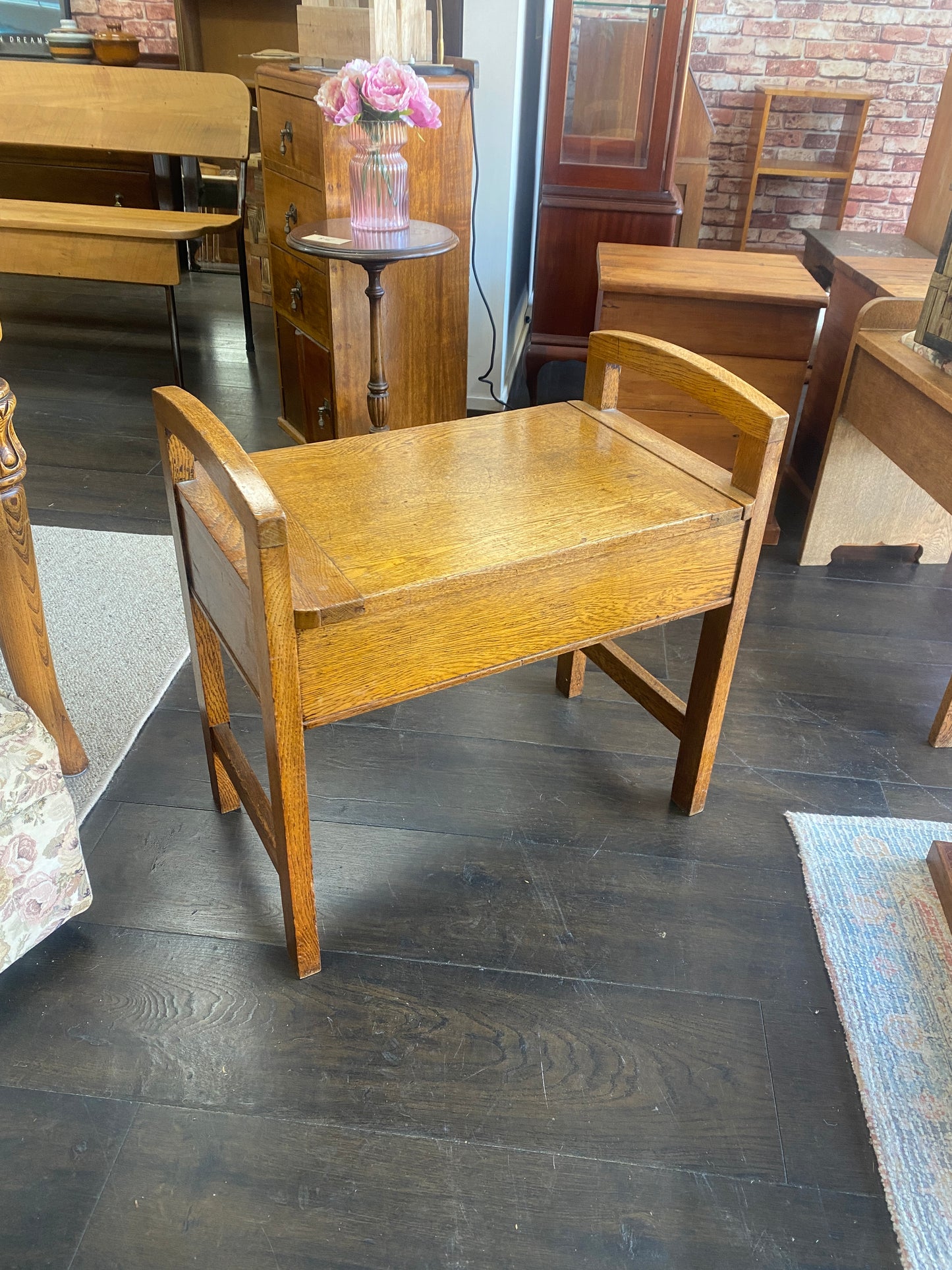 Arts & Crafts Style Light Oak Piano Stool