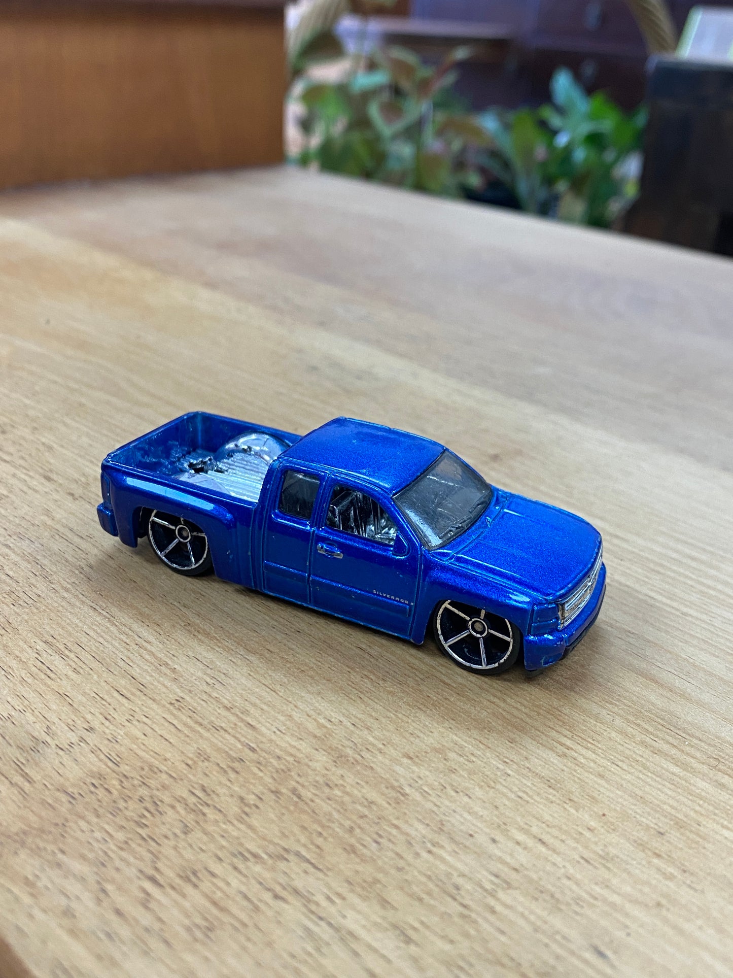 Hot Wheels Chevy Silverado 2007