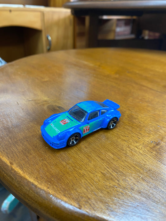 Hot Wheels Porsche 934 Turbo RSR – 71mm – 2014