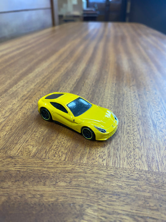 Hot Wheels Speed Team Series (2014) Ferrari F12 berlinetta
