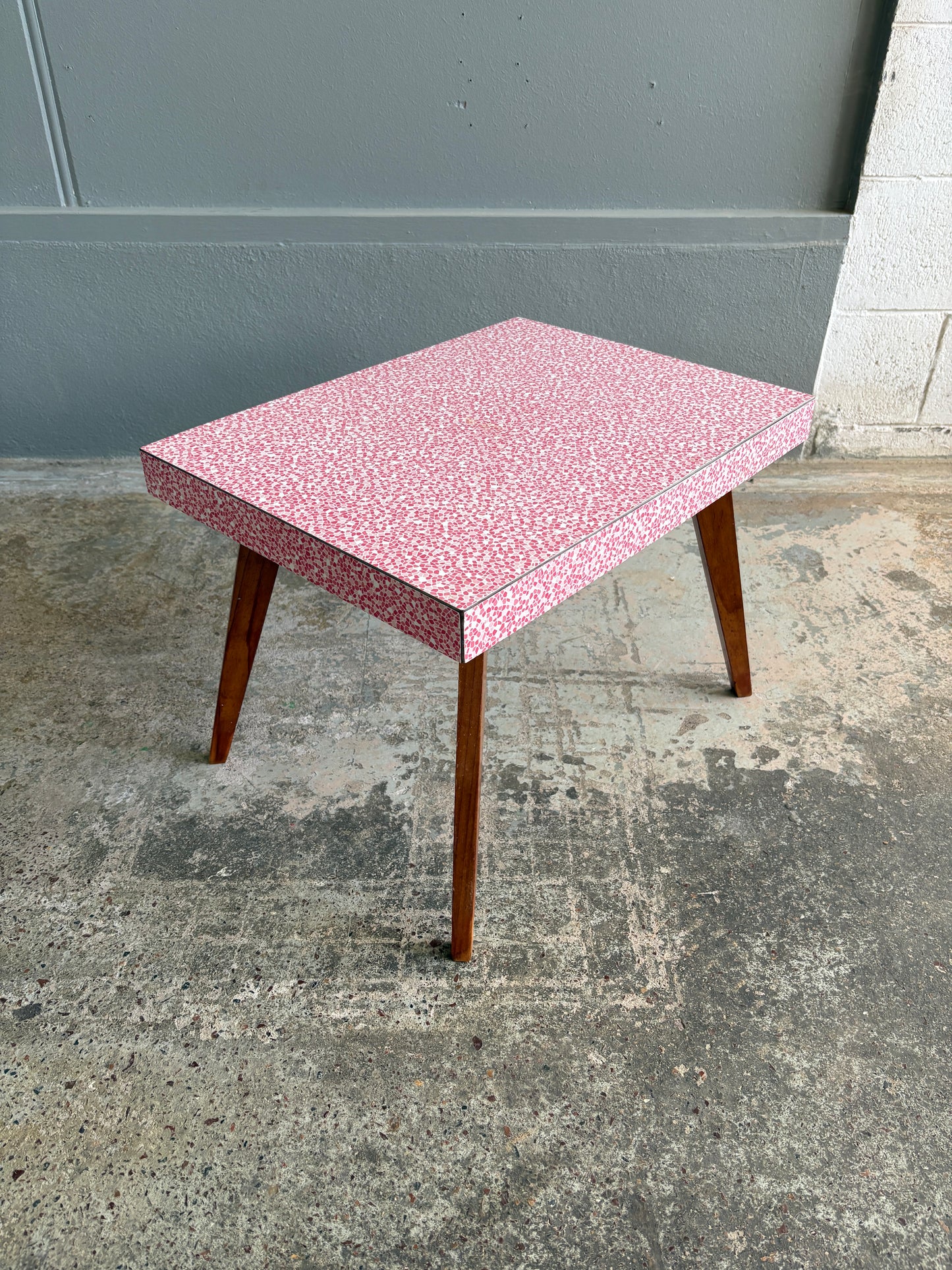 Mid Century Modern Atomic Era Side Table