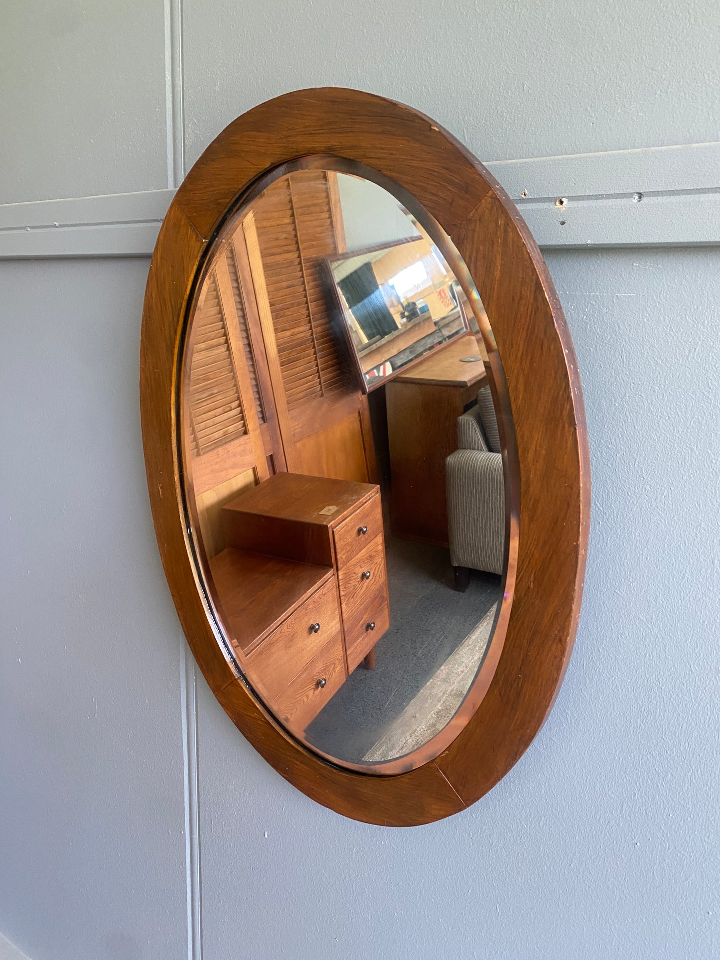 Mid Century Rimu w. Oval Bevelled Glass Plate