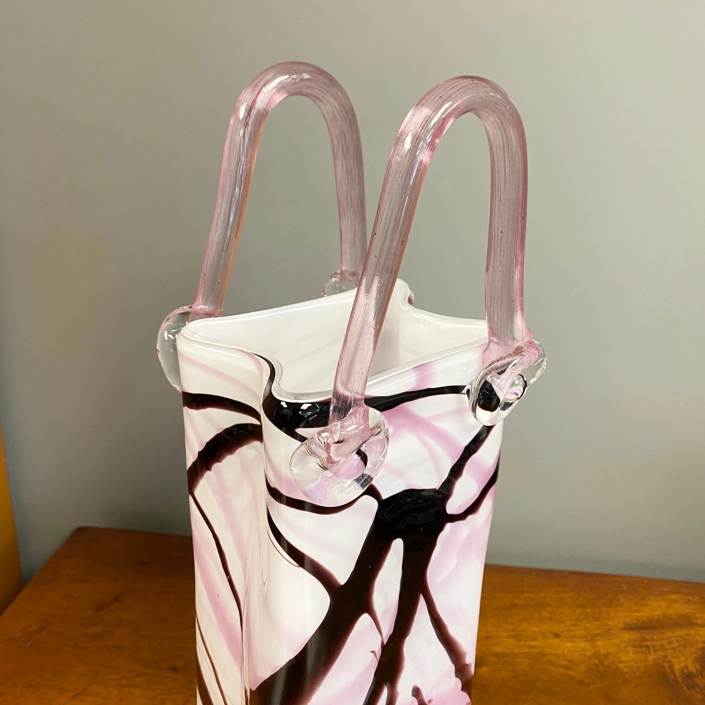Raspberry Ripple Art Glass Handbag