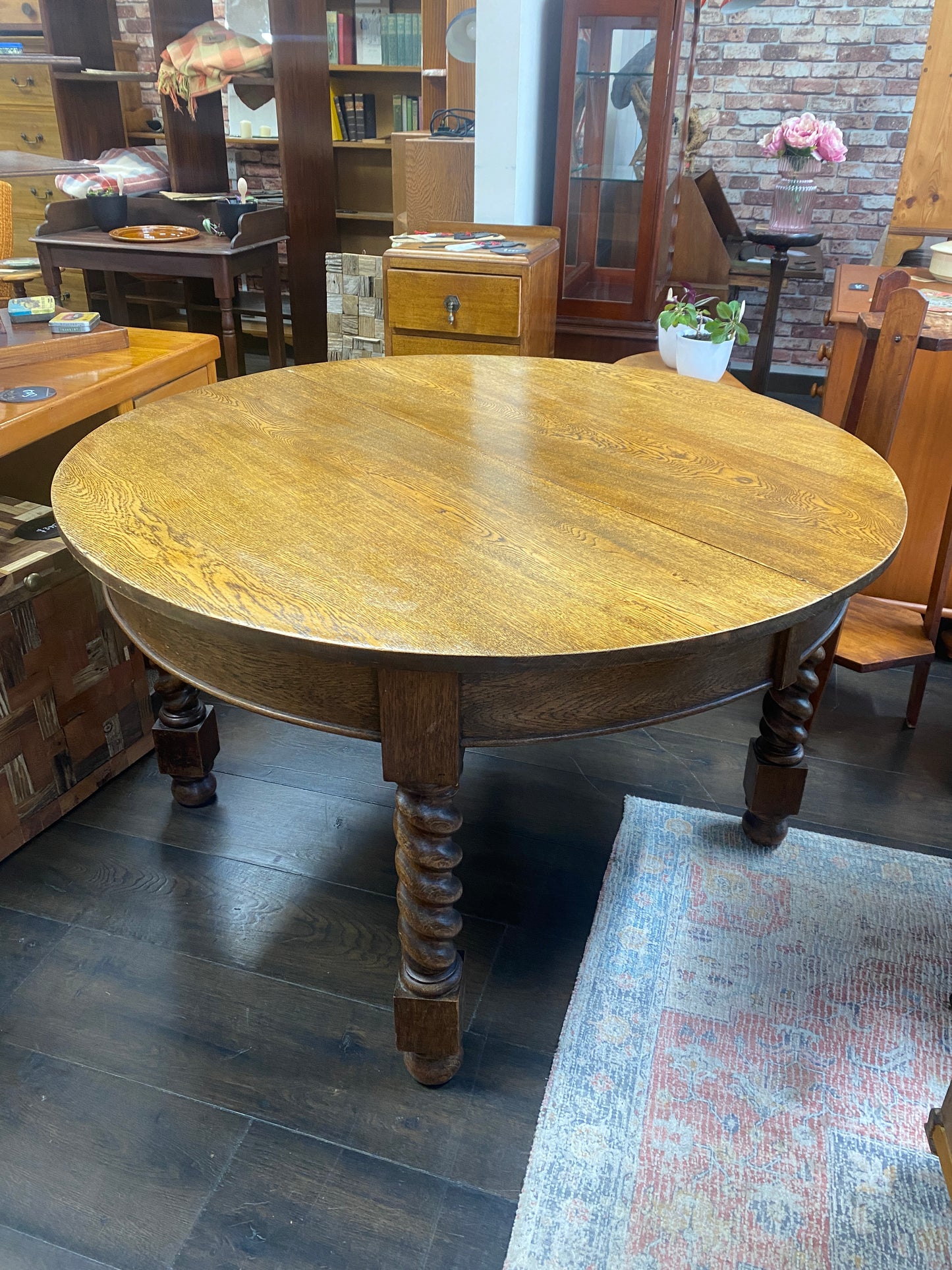 Victorian English Oak Dining Table with Barley Twist Legs