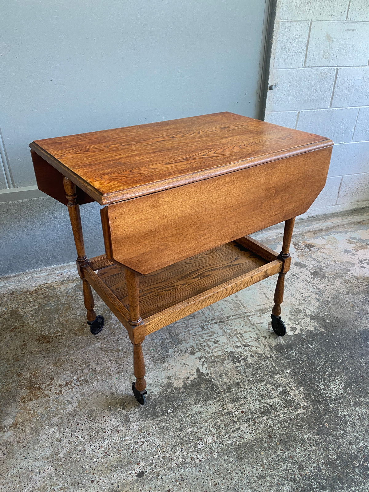 Vintage Oak Drop-leaf Tea Trolley Table