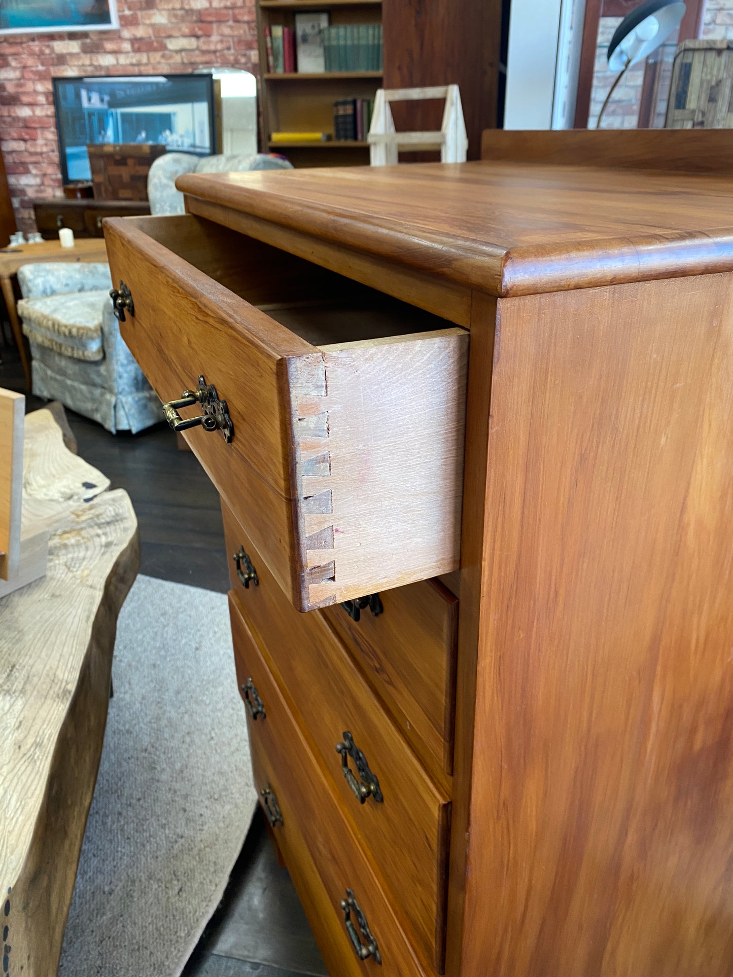 Vintage Solid Heart Rimu 5 Drawer