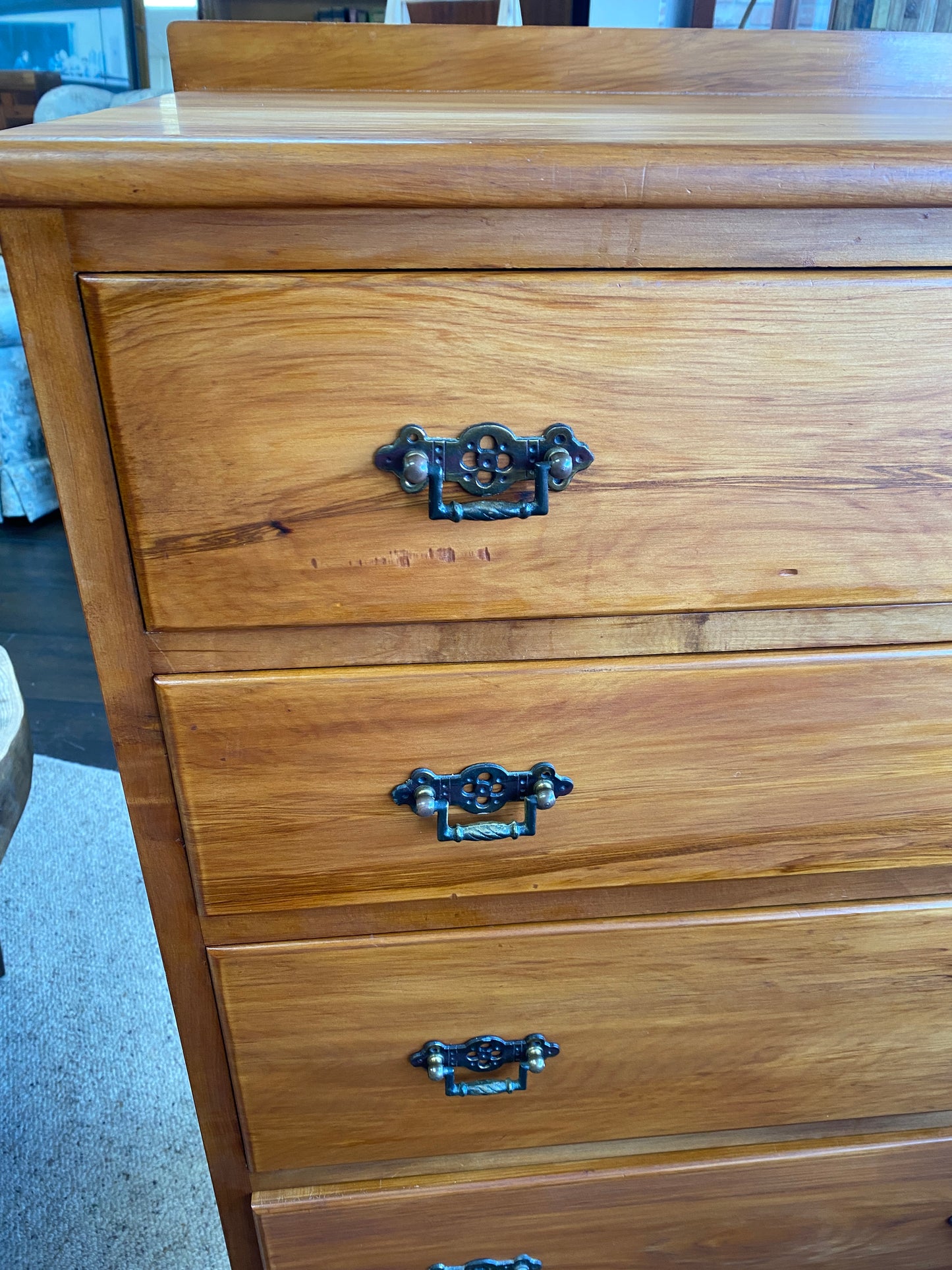 Vintage Solid Heart Rimu 5 Drawer