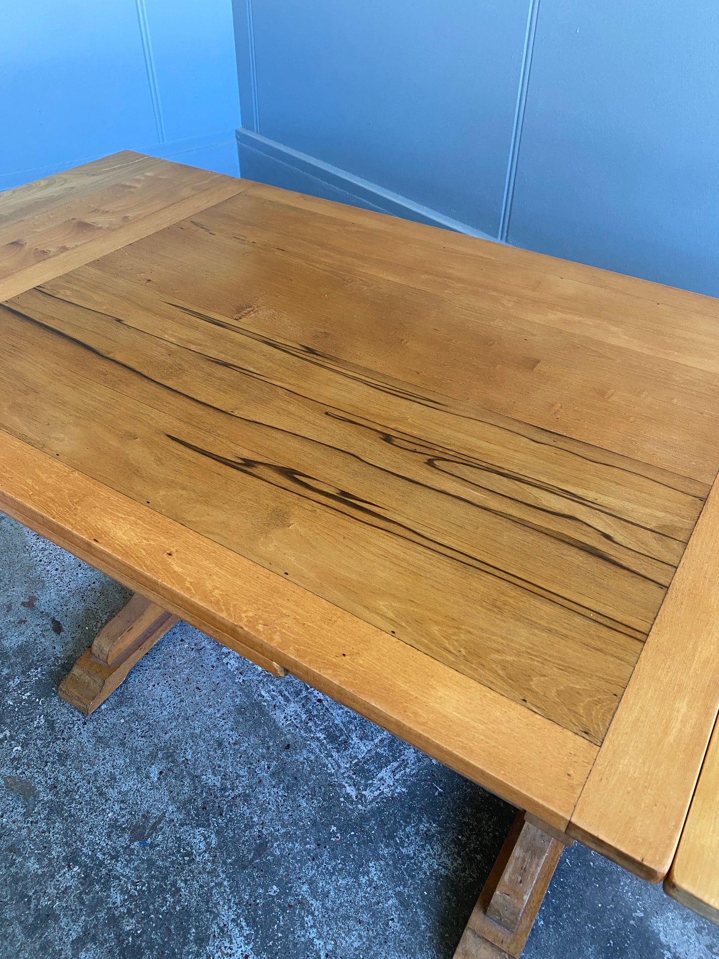 1940s Maple Extendable Dining Table