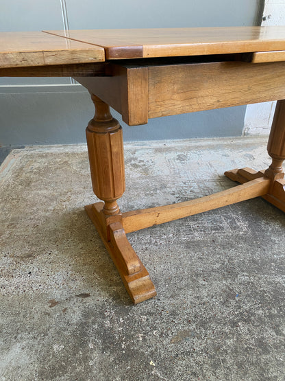 1940s Maple Extendable Dining Table
