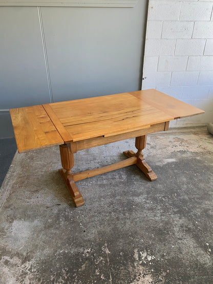 1940s Maple Extendable Dining Table