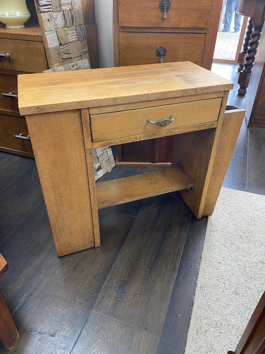 1950s Fowler, Drummond & Waddell Oak End Table