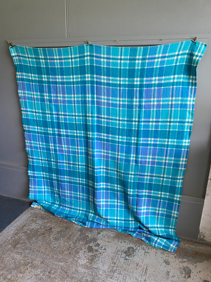 1960s Chateau Pure Wool Blanket 1600 x 1800