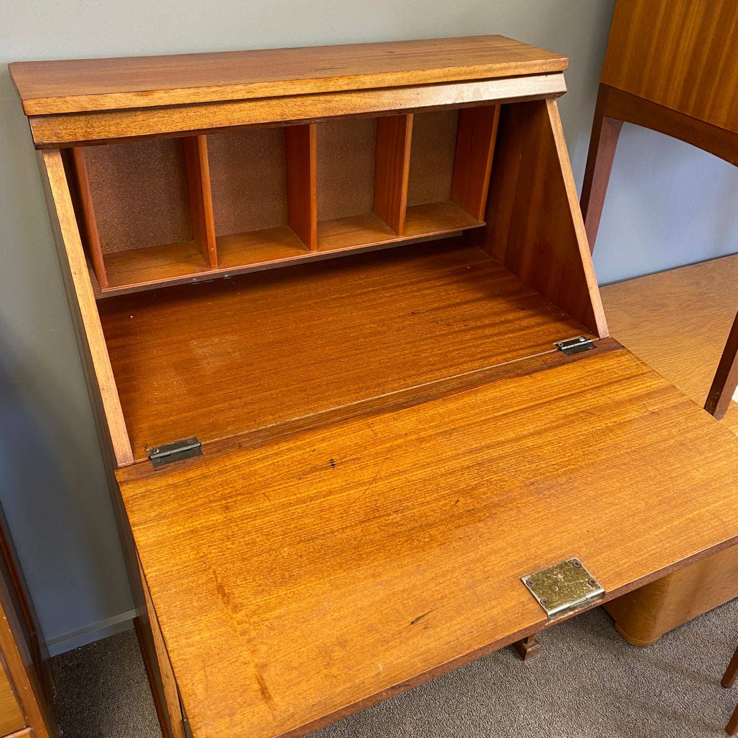 1970s Retro Bureau