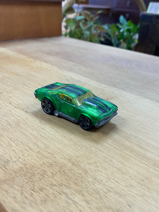 2006 Hot Wheels '69 Chevy CHEVELLE X-Raycers