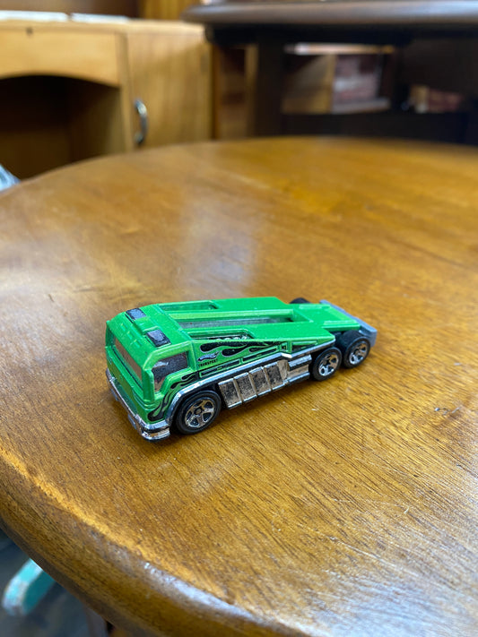 2012 Hot Wheels Back Slider Truck Diecast Lime Green Demolition Derby