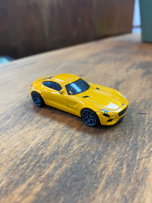 2017 Hot Wheels HW Exotics '15 MercedesAMG GT
