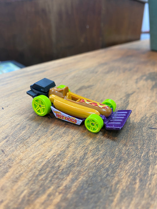 2017 Hot Wheels Street Wiener