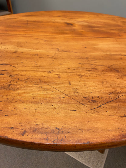 Antique Country Rustic Tilt Top Dining Table