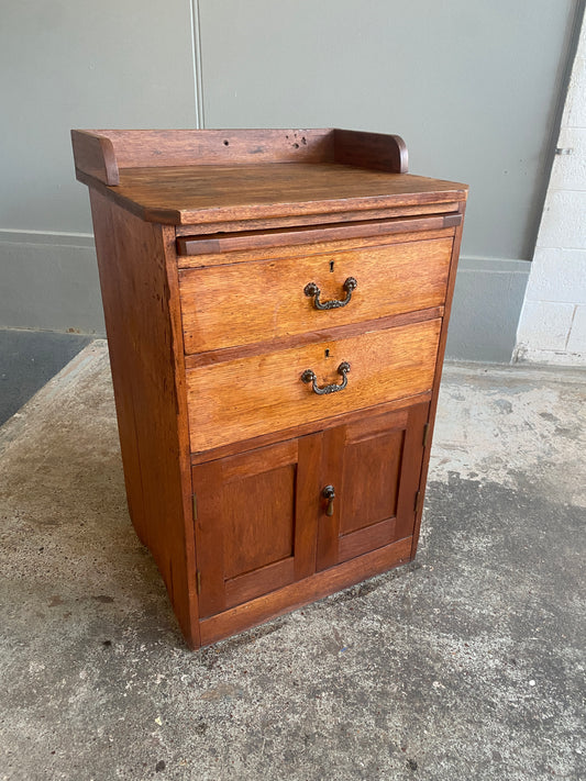 Antique Oak Drinks Cabinet