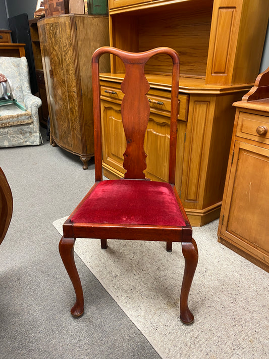 Antique Queen Anne Style Mahogany Chair