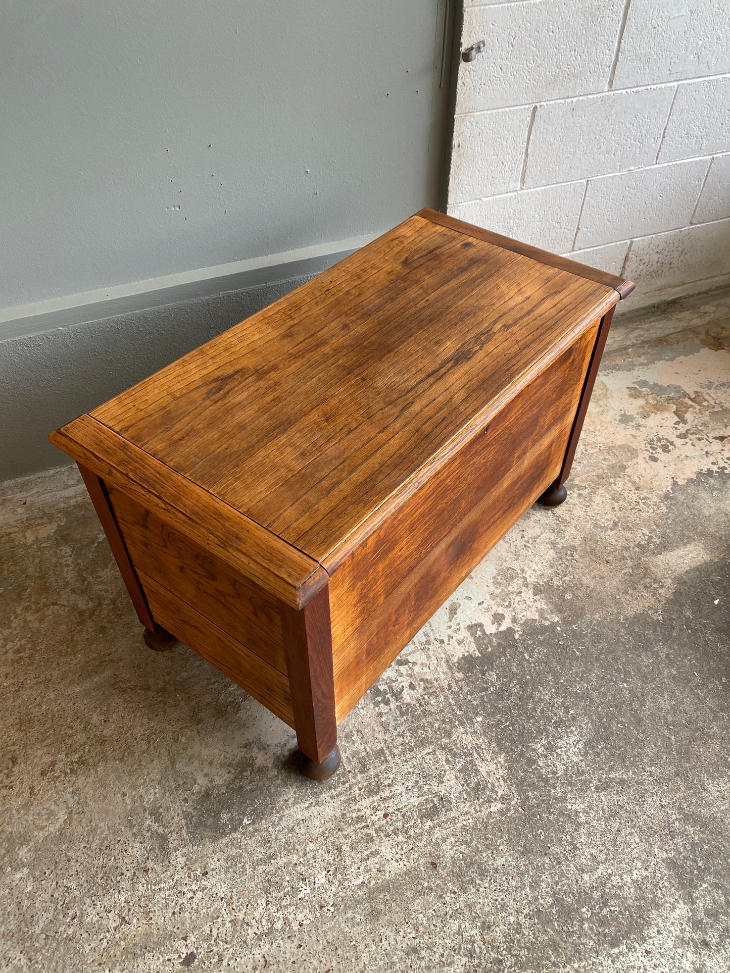 Antique Solid Oak Blanket Box/Hall Seat
