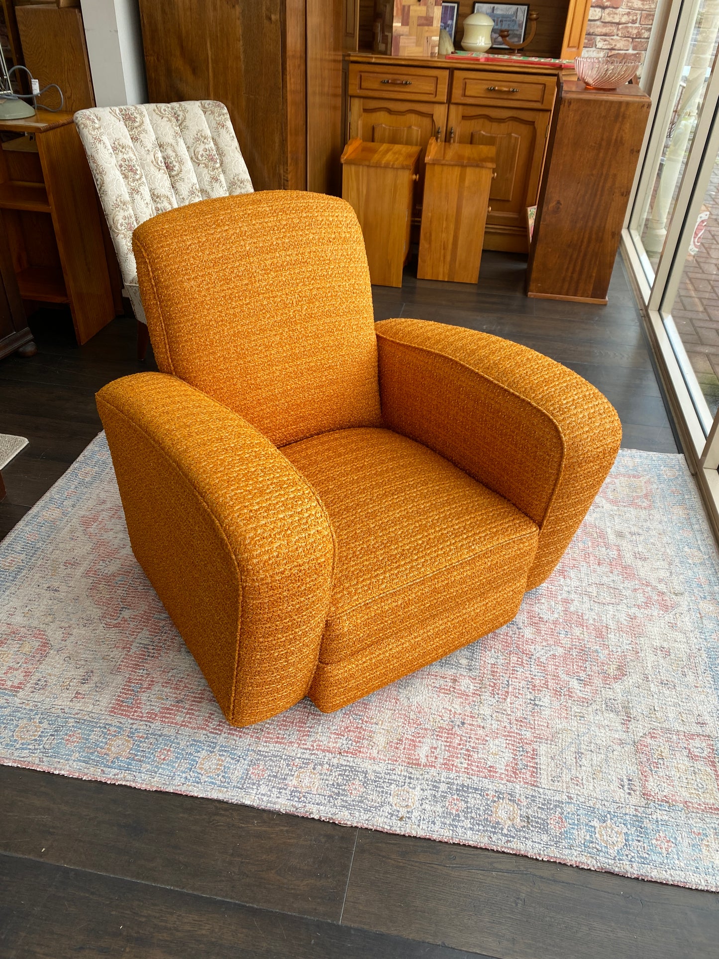 Art Deco Orange Classic Armchair (1/2)