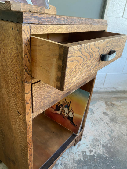 Art Deco Tiger Oak Cabinet w. Drawers