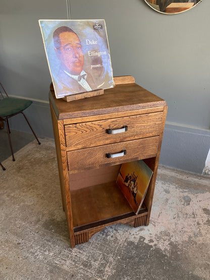Art Deco Tiger Oak Cabinet w. Drawers