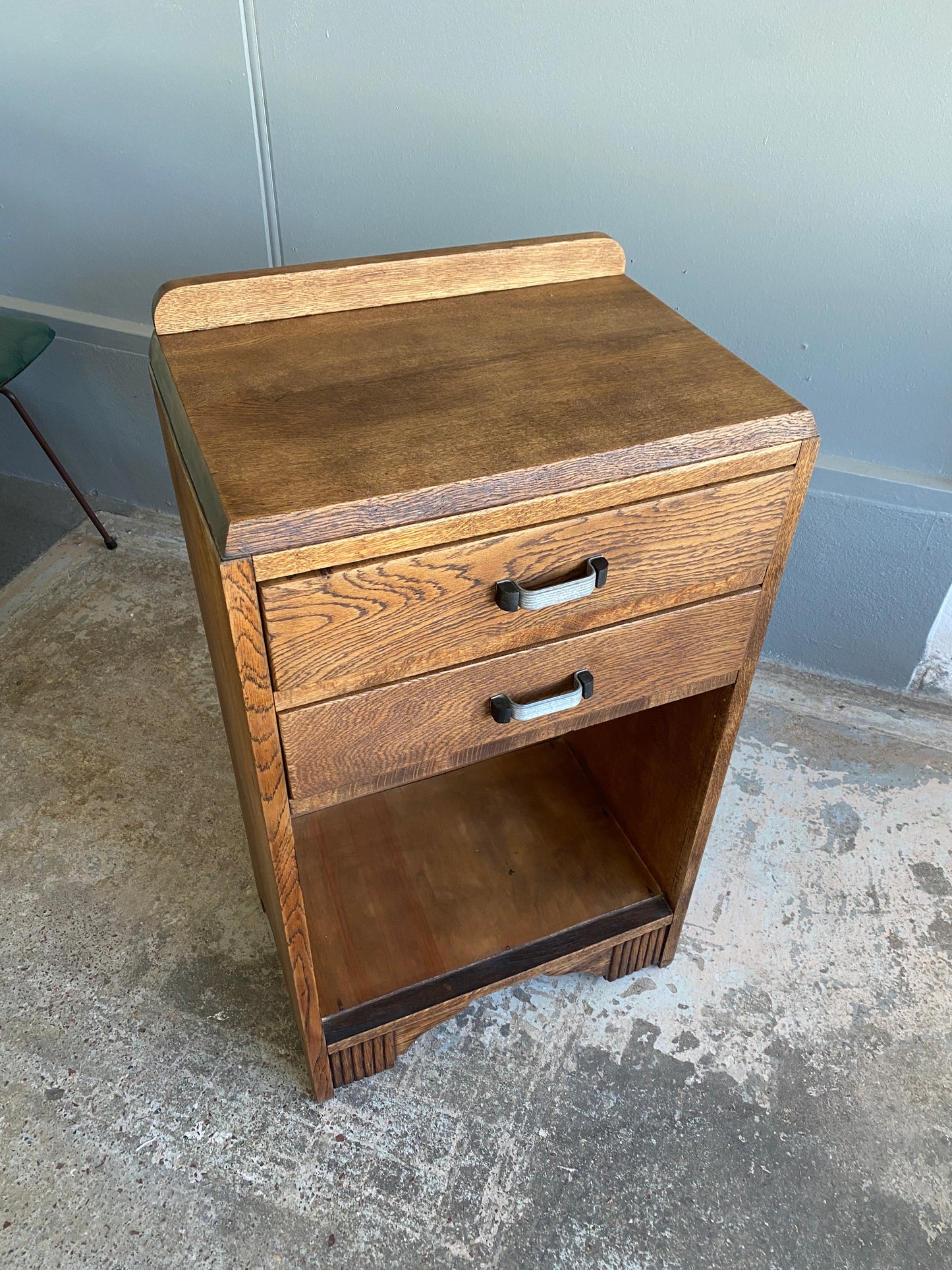 Art Deco Tiger Oak Cabinet w. Drawers