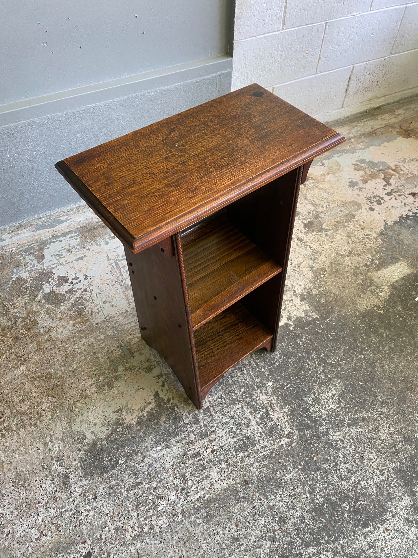 Arts & Crafts Solid Oak Bookcase