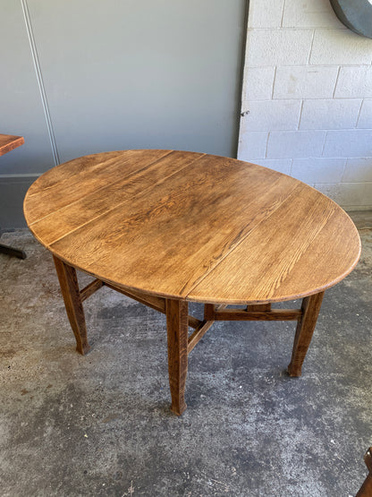 Arts & Crafts Solid Oak Drop Leaf Dining Table