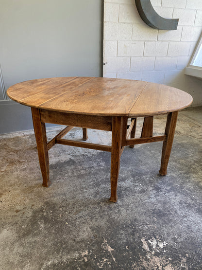 Arts & Crafts Solid Oak Drop Leaf Dining Table