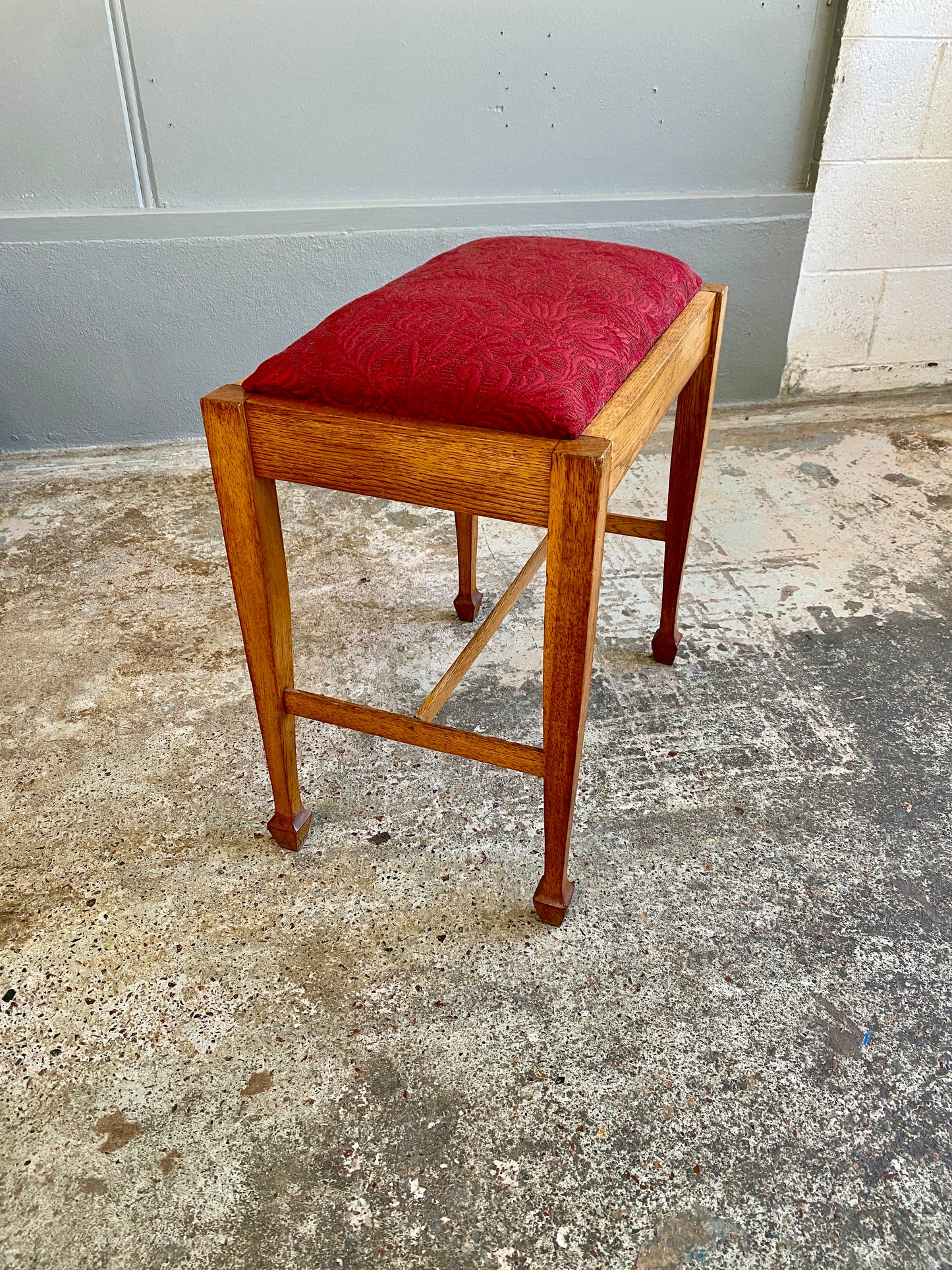 Arts & Crafts Solid Oak Piano Stool