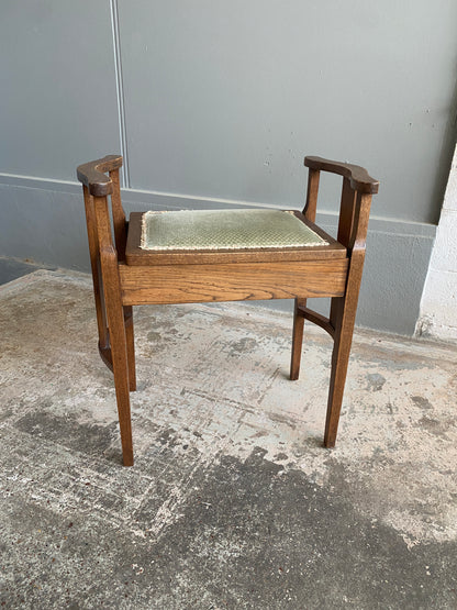 Arts & Crafts Solid Oak Piano Stool