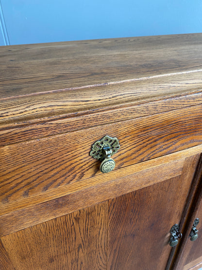 Arts & Crafts Solid Tiger Oak Side Cupboard