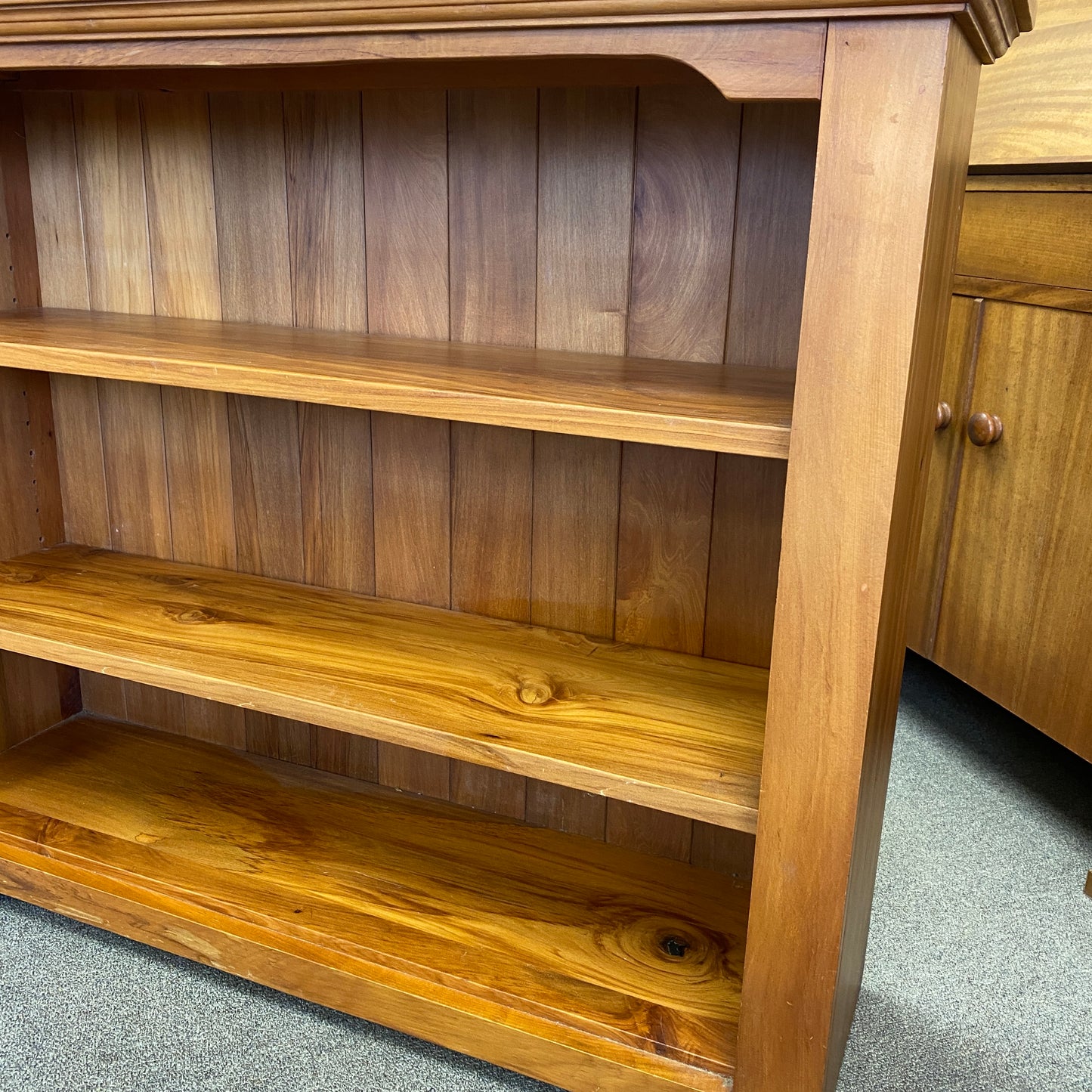 Country Style Rimu Bookcase