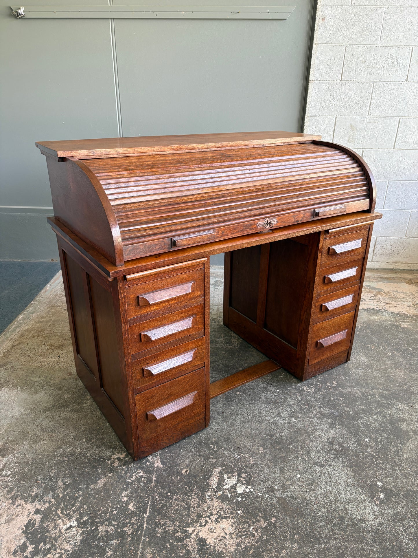Early 1900s Solid Oak Twin Pedestal Roll-Top Desk