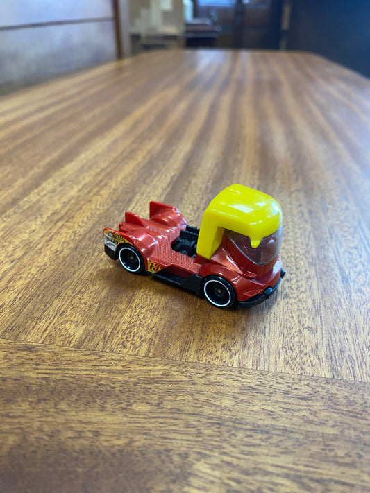 Hot Wheels 2017 Legends Of Speed RIG HEAT
