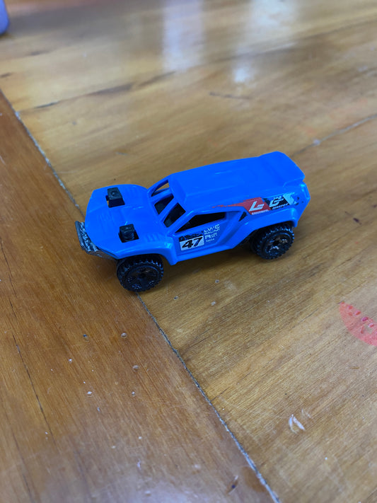 Hot Wheels Blue Land Crusher Off Road