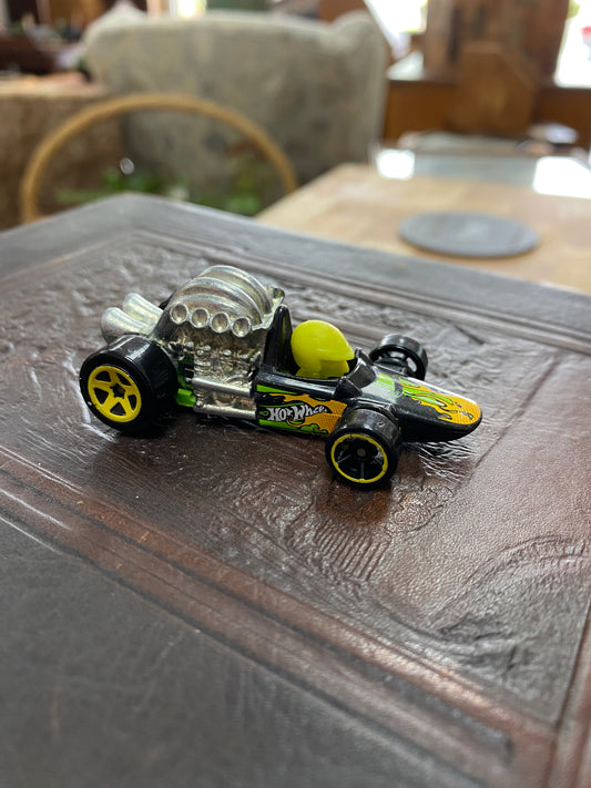 Hot Wheels Tooned - Head Starter Die-Cast Model
