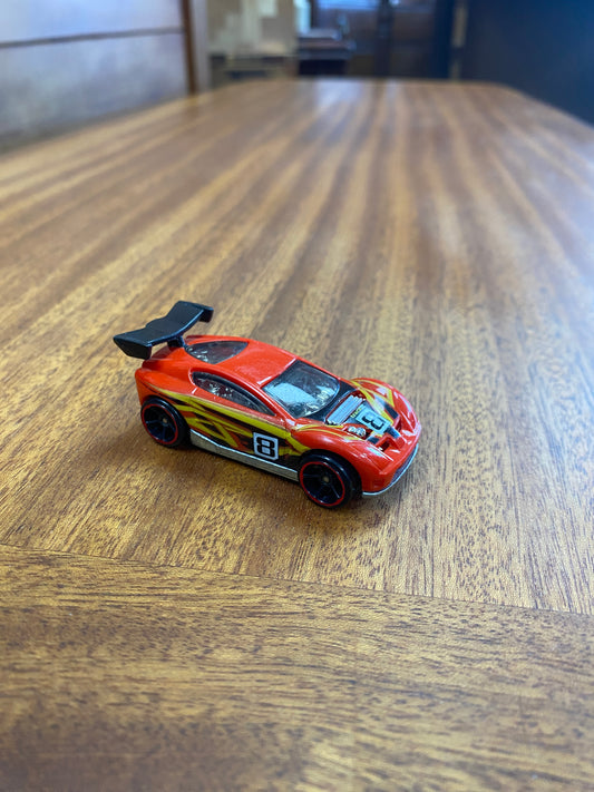 Hot Wheels SYNKRO #8 RED