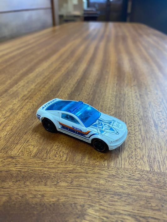 Hot Wheels Sheriff Ford Mustang GT Concept