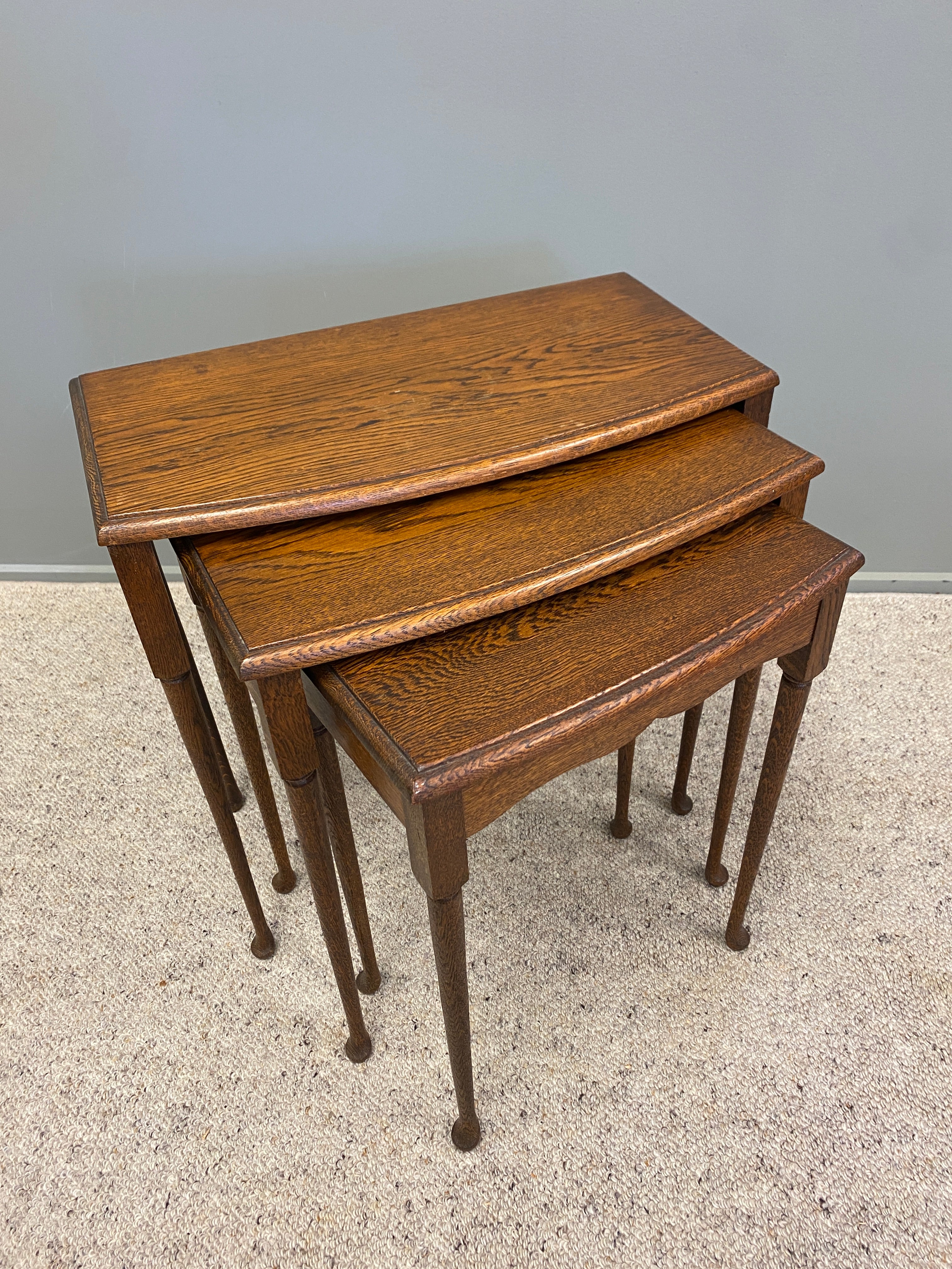 Mid-century Oak Nesting Tables – Plots & Pickles