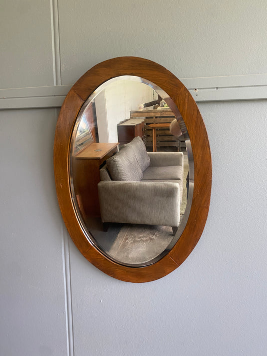 Mid Century Rimu w. Oval Bevelled Glass Plate