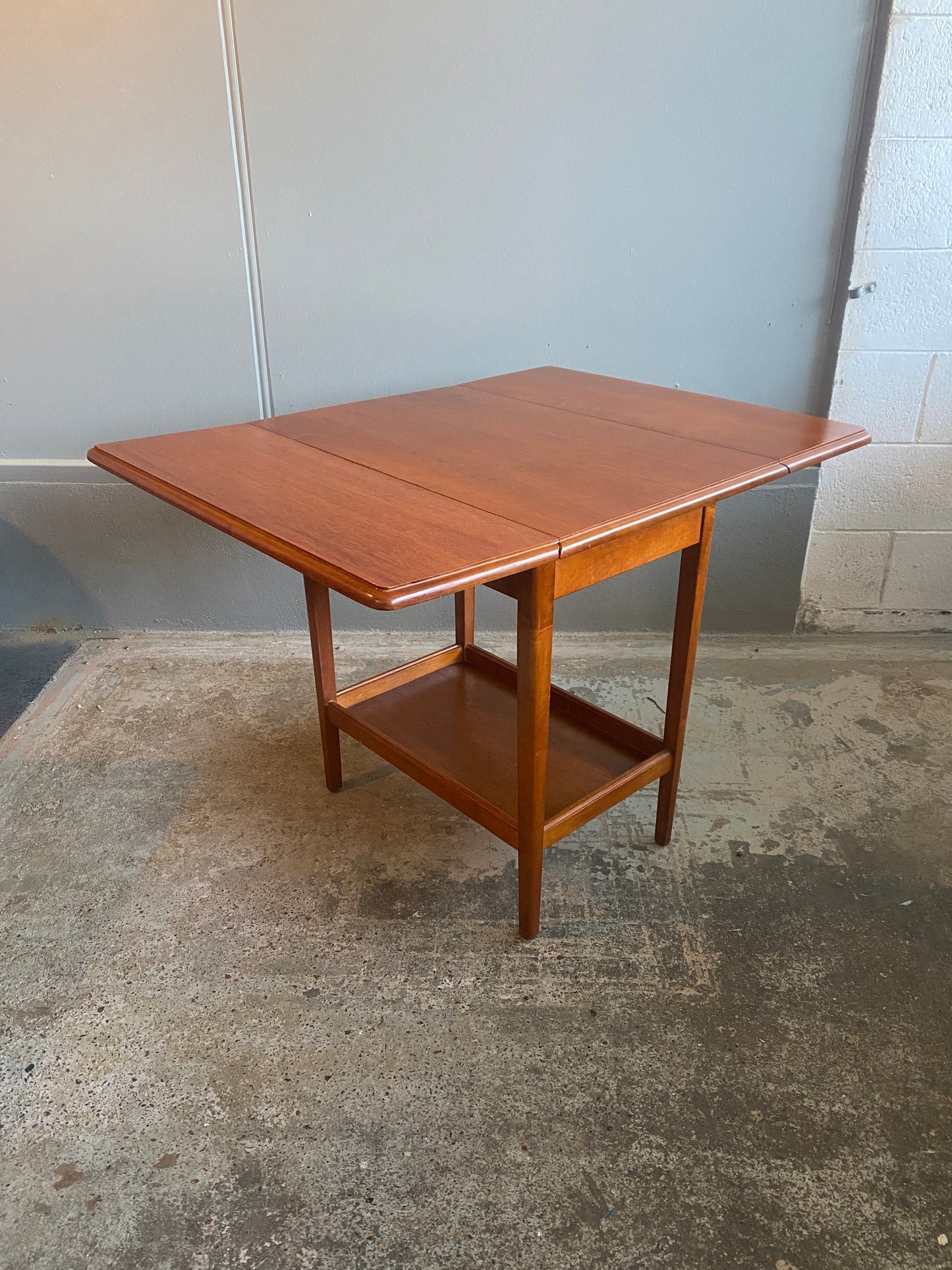Mid Century Modern Mahogany Drop Leaf Dining Table
