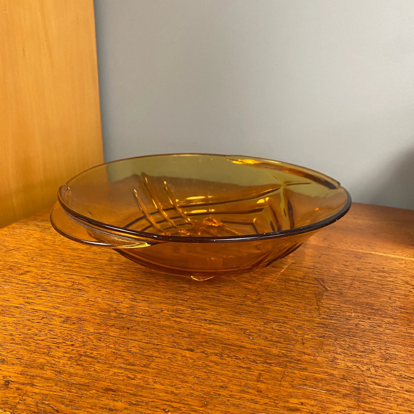 Retro Amber Glass Bowl in Deco Style - Plots & Pickles