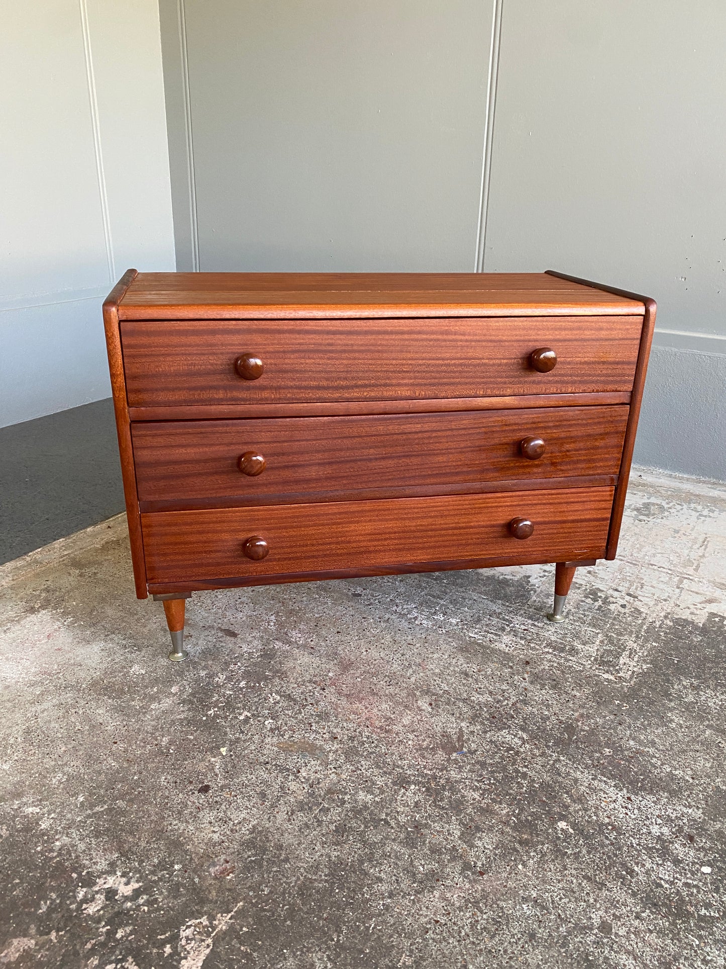Retro Solid Mahogany 3 Drawer Dresser